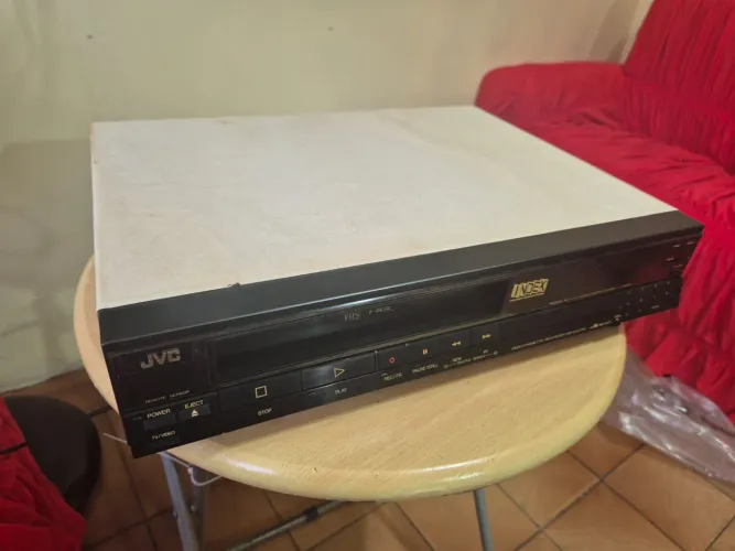 Vídeo Cassete HR 227 nunca usado