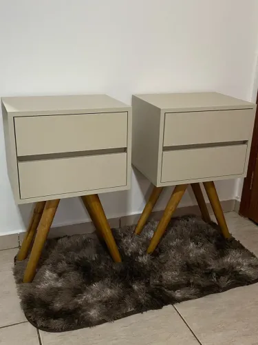 VENDO 2 MESAS DE CABECEIRA 100% MDF - MEDIDAS 40x30x30
