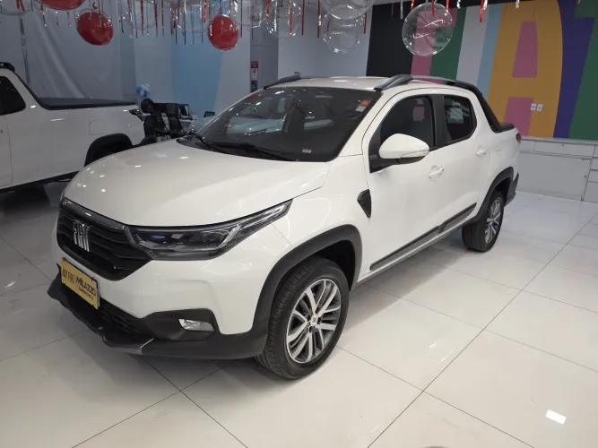 Fiat Strada Volcano 1.3 Flex 8V CD 2024
