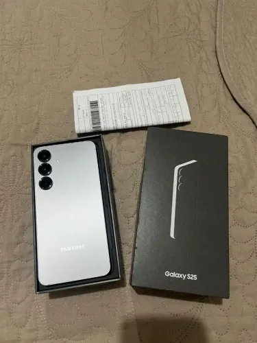 GALAXY S25,256GB E 12RAM