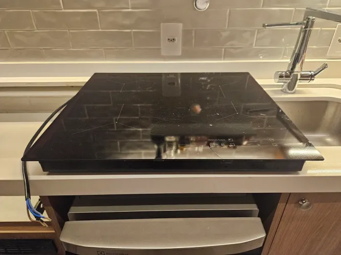 Cooktop Electrolux 220v ie6LP indução