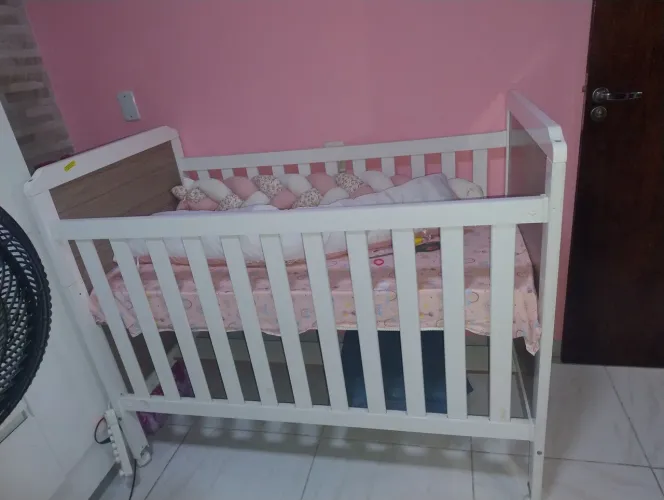 Berço com colchão