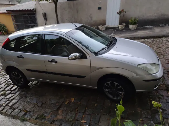 Ford Focus 2.0 16v/ 2.0 16V Flex 5P 2006