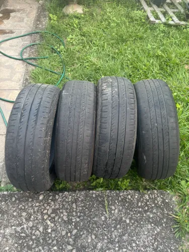 Vendo 4 pneus westlake 185/60R15