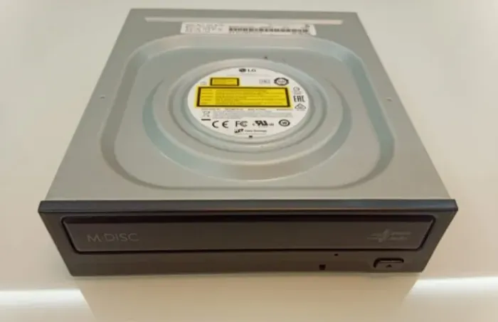 Leitor e gravador de disco CD-ROM - Perfeito Estado