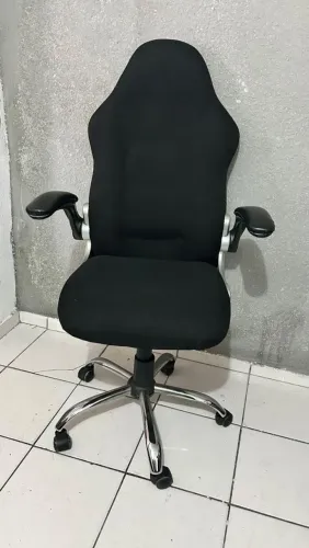 Vendemos cadeira de escritório giratória reformadas