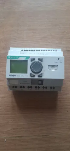 CONTROLADOR LOGICO PROGRAMÁVEL EASY MOELLER 620