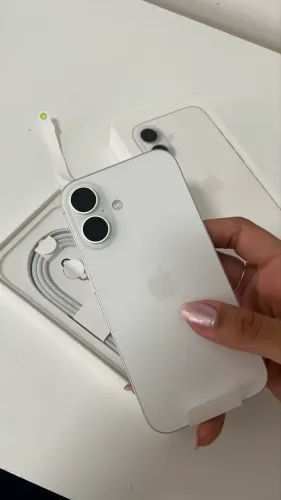 iPhone 16 Branco