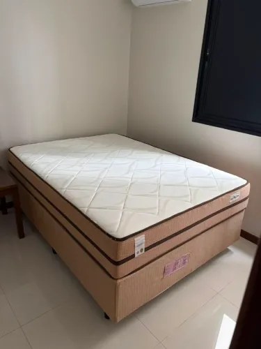 Cama casal
