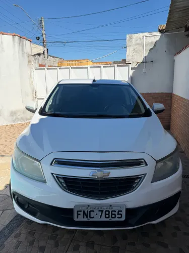 Chevrolet Onix Hatch LTZ 1.4 8V Flex Power Mec. 4P 2014