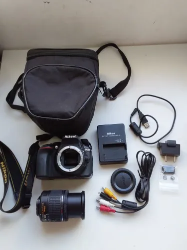 Câmera profissional Nikon D5300