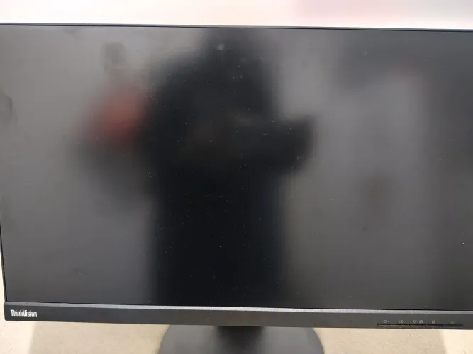 Monitor Lenovo 24"