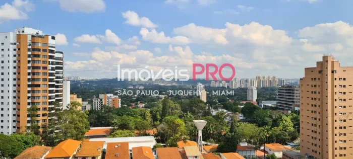 Casa à venda no Alto de Pinheiros com vista deslumbrante