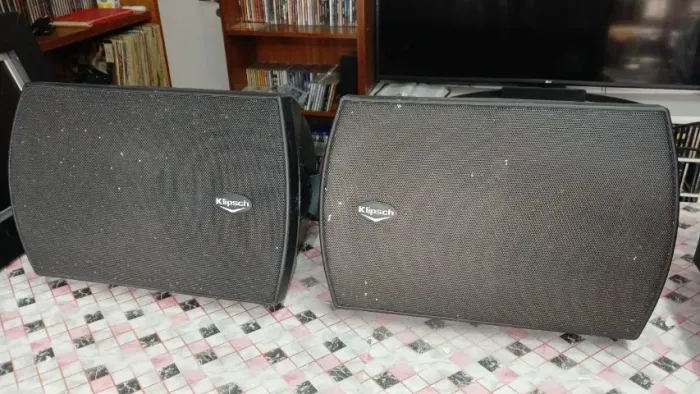 Par Caixa Alto-Falante Klipsch AW-525