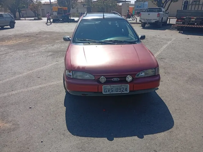 Ford Mondeo CLX 2.0i 4P MEC 1996