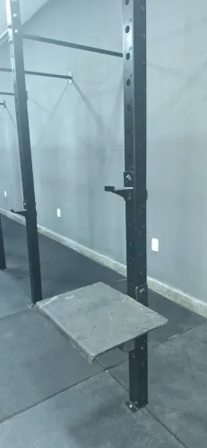 Hack parede Crossfit - Musculação