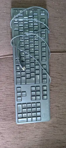 Vendo teclado usado pra computadores e notebooks 