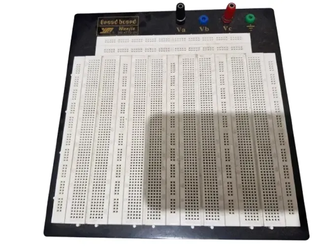 Protoboard Com Base Bb-4t7d-01 3260 Pontos Completo