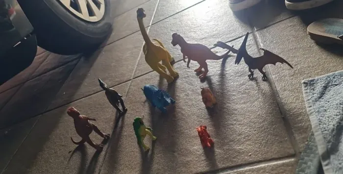 Coleção Dinossauros - 9 Figuras de Diversos Tamanhos