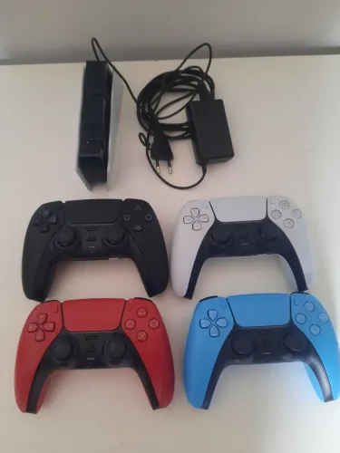 Controle de PS5 + base de carregamento Sony