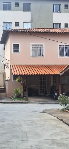 Vendo Casa em Condomínio Fechado, próximo a PUC São Gabriel