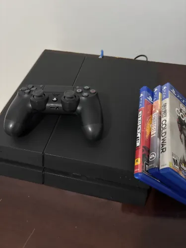 PlayStation 4 FAT 500GB - Com 3 Jogos