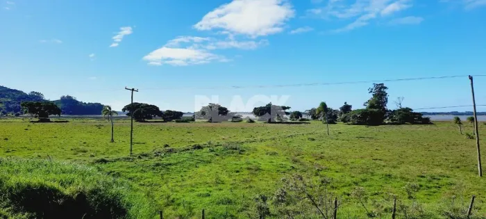 Área de frente para BR-101 à venda próximo a Torres RS