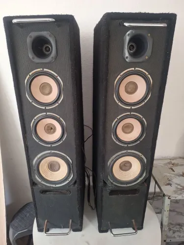 Torre de som 4 Alto Falantes Sony + 1 Tweeter