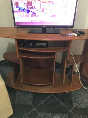 Vende-se Rack de angelin bem conservado