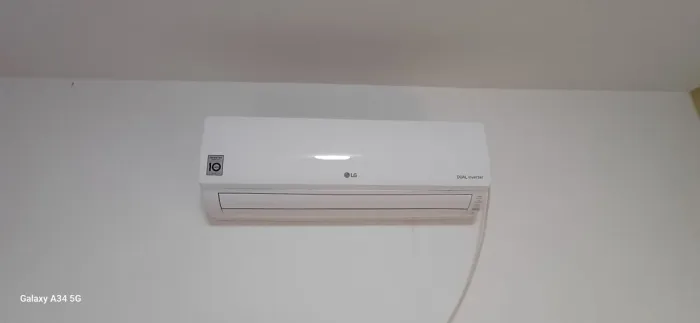 Ar Condicionado Split LG Dual Inverter 9.000 BTUs Frio 220V (Completo)
