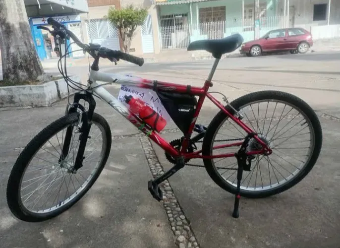 Vendo bicicleta aro 26 com documentos único dono leia tudo informações localização