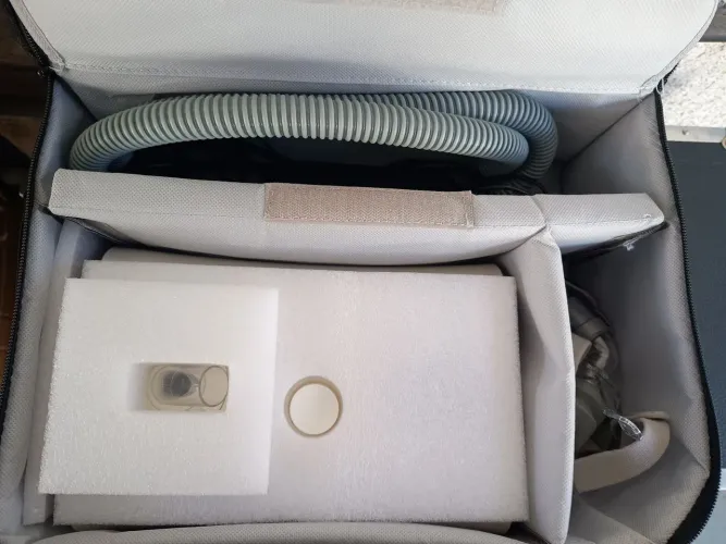 Vendo CPAP Automático SleepLive LT YH-550 da Gaslive, funcionando.