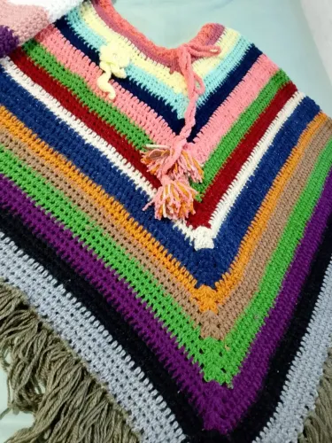 Poncho de crochê