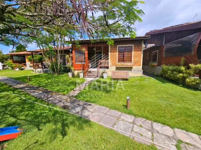 Casa em condomínio fechado para venda em Gravatá/PE! Com 4 quartos!