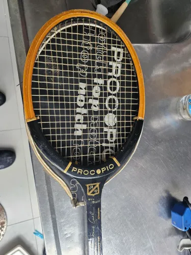Raquete de madeira procopio pro staff