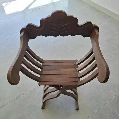 Linda cadeira mineira antiga.<br>Vendo por R$450,00