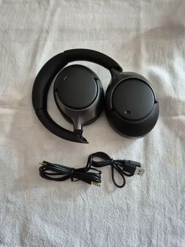 Fone bluetooth mouse. Cancelling headphone.
