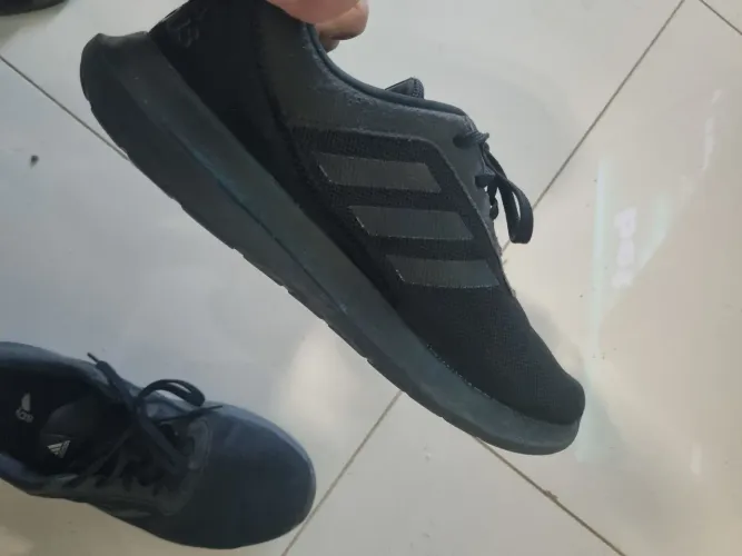 Tenis adidas original