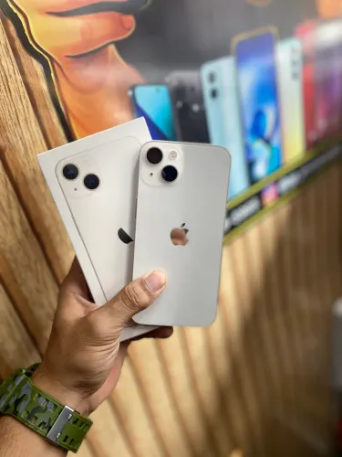 iPhone 13