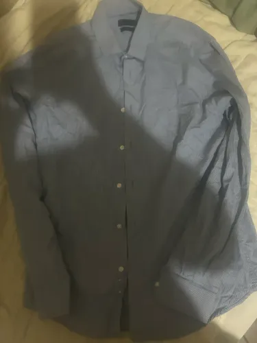 camisa social manga longa, azul claro. Nova.