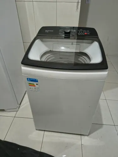 Máquina de Lavar Brastemp 13kg - Apenas 3 Meses de Uso!