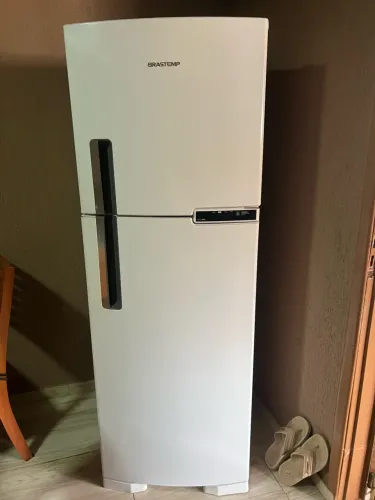 Vende-se geladeira Brastemp brm44h 375 litros 