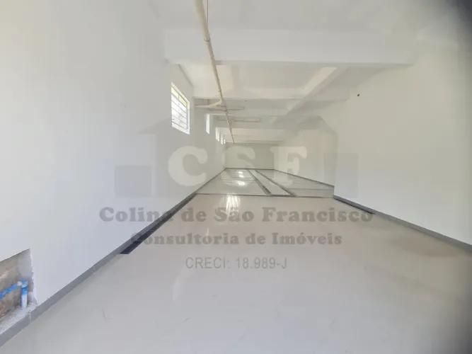 Salão Comercial de 230m² para Locação em São Paulo-SP - Oportunidade Única no Rio Pequeno!