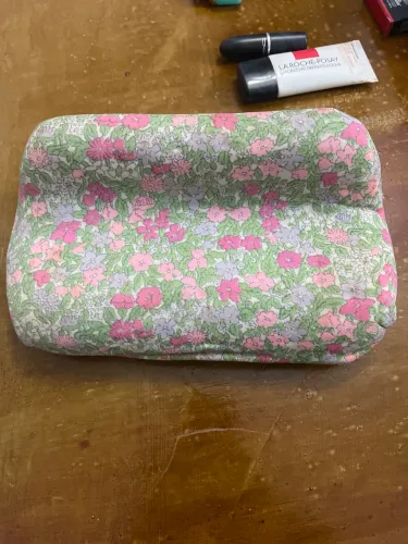 Sofá vintage da Barbie um sonho de sala
