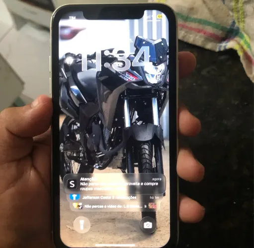 iPhone 11