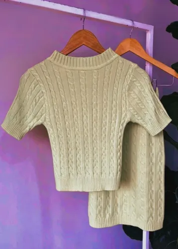 Conjunto Feminino Tricô Trançado Cropped e Saia, P (34,36,38)