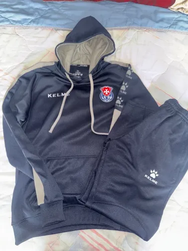 Conjunto de moleton Kelme TAM M sem uso