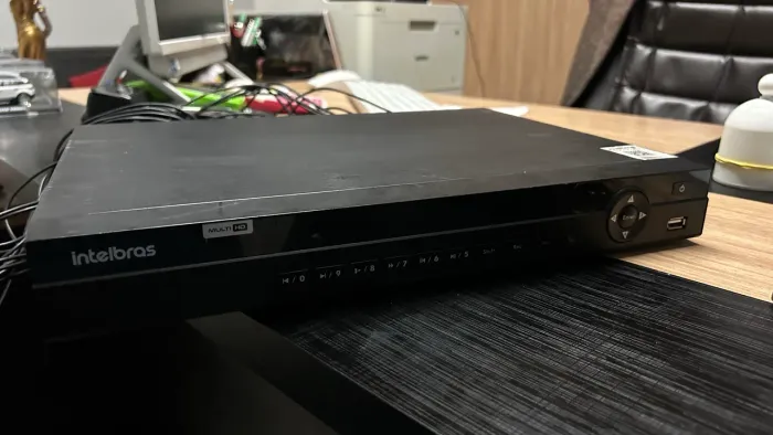DVR Intelbras MHDX 1132 - 32 Canais + HD 4TB