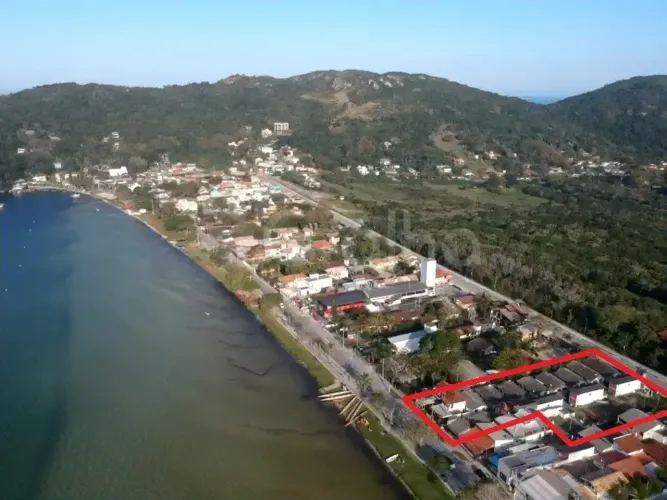 Imóvel para venda tem 2911 metros quadrados em Lagoa da Conceição - Florianópolis - SC