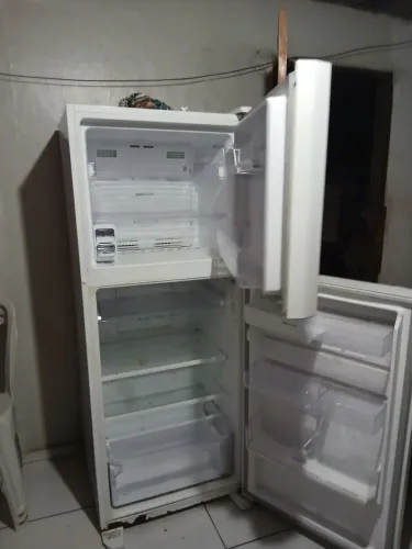 Geladeira electrolux